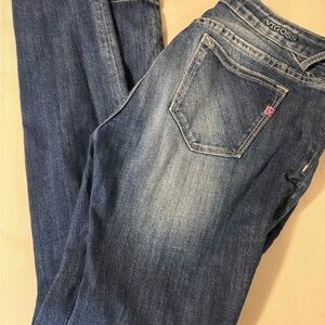 Vigoss Women's Straight Leg Denim Jeans in Faded Blue